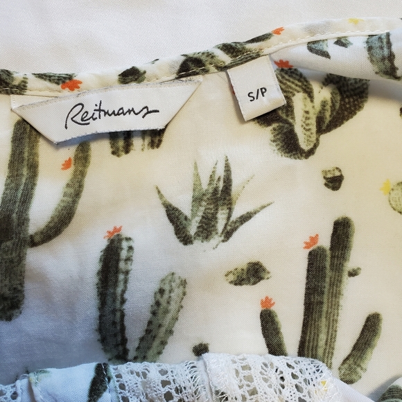 Sleevles top - Picture 5 of 5